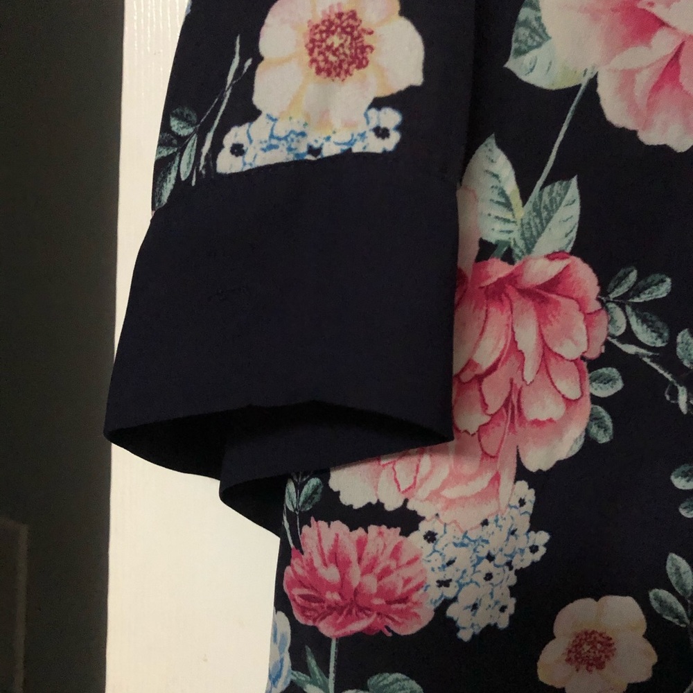 Flower shall - Picture 2 of 3